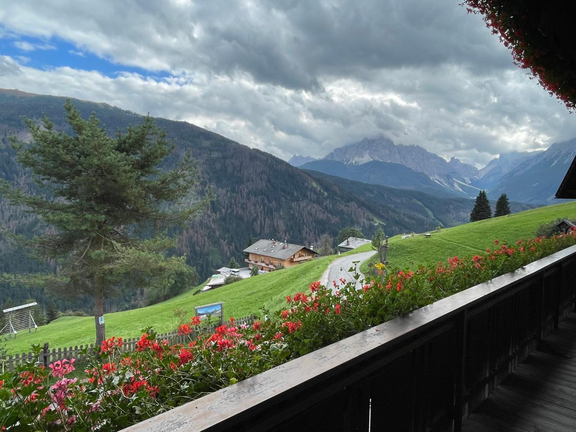 Da Kathi Aparthotel San Candido Bagian luar foto
