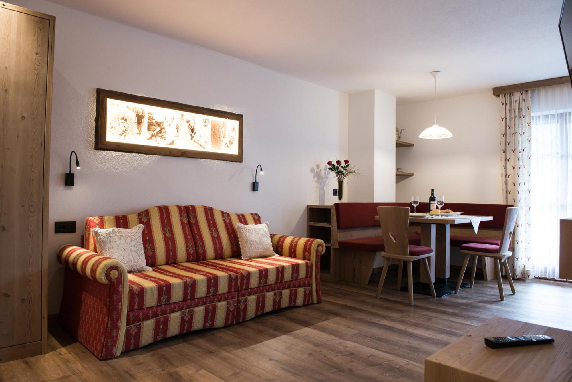 Da Kathi Aparthotel San Candido Bagian luar foto